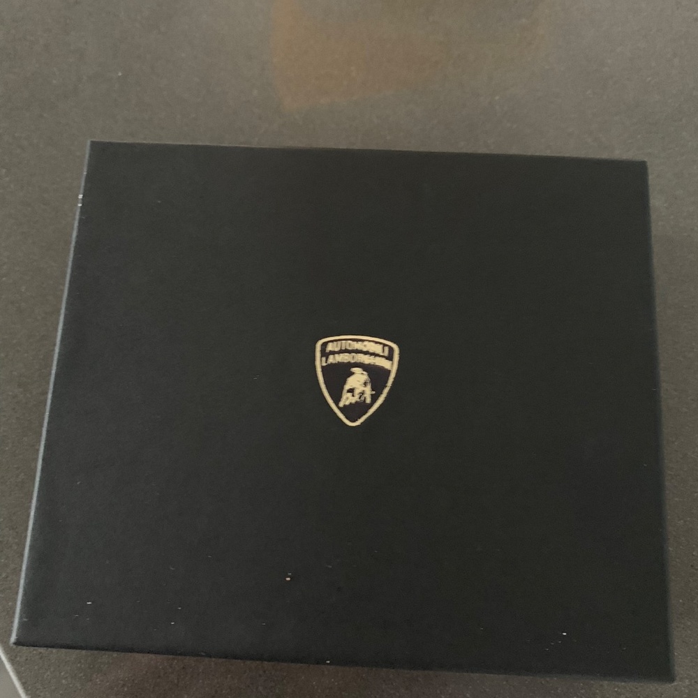 Lamborghini Wallet - Picture 2 of 4